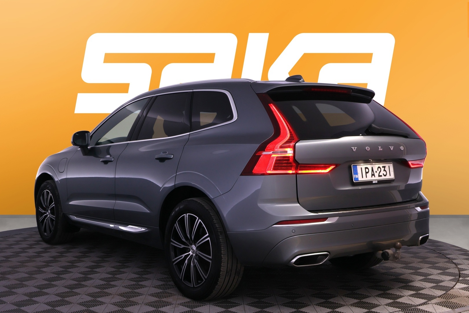 VOLVO XC60 2019