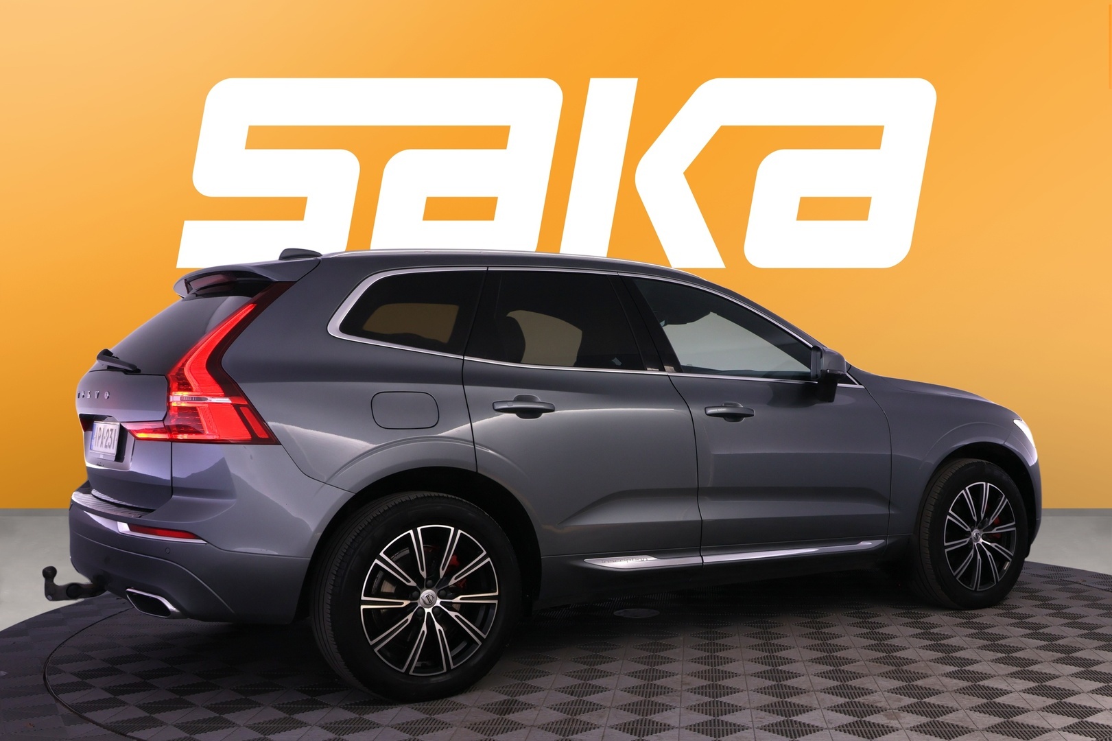 VOLVO XC60 2019