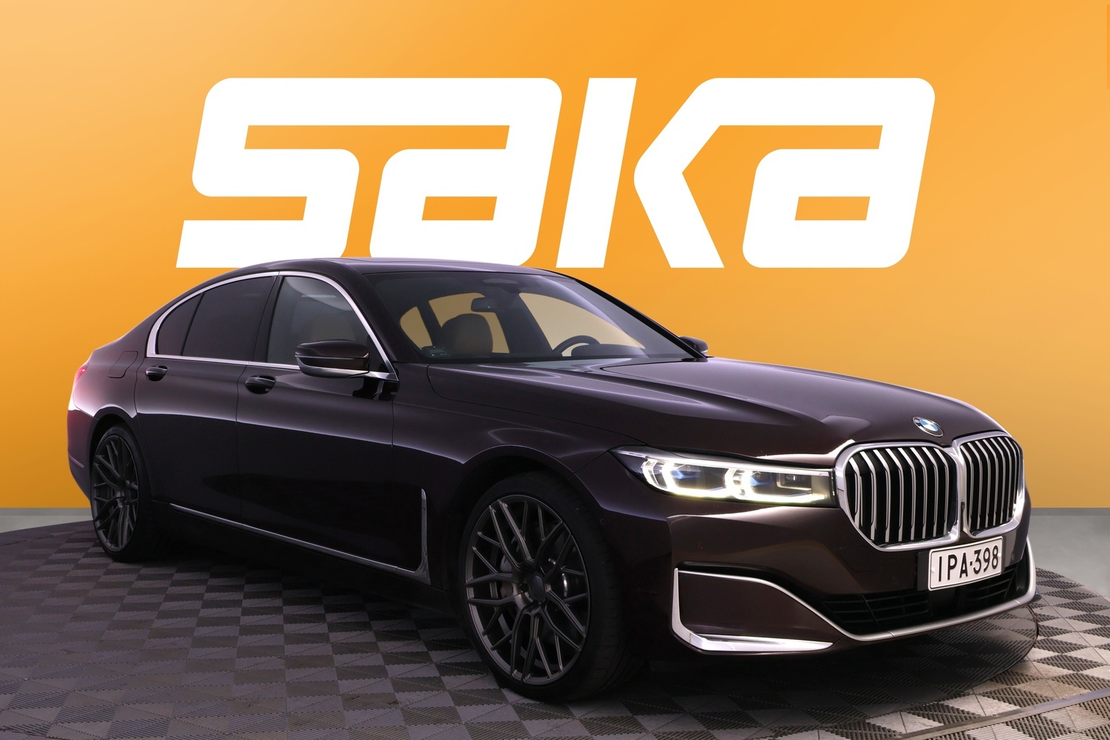 BMW 745 2020