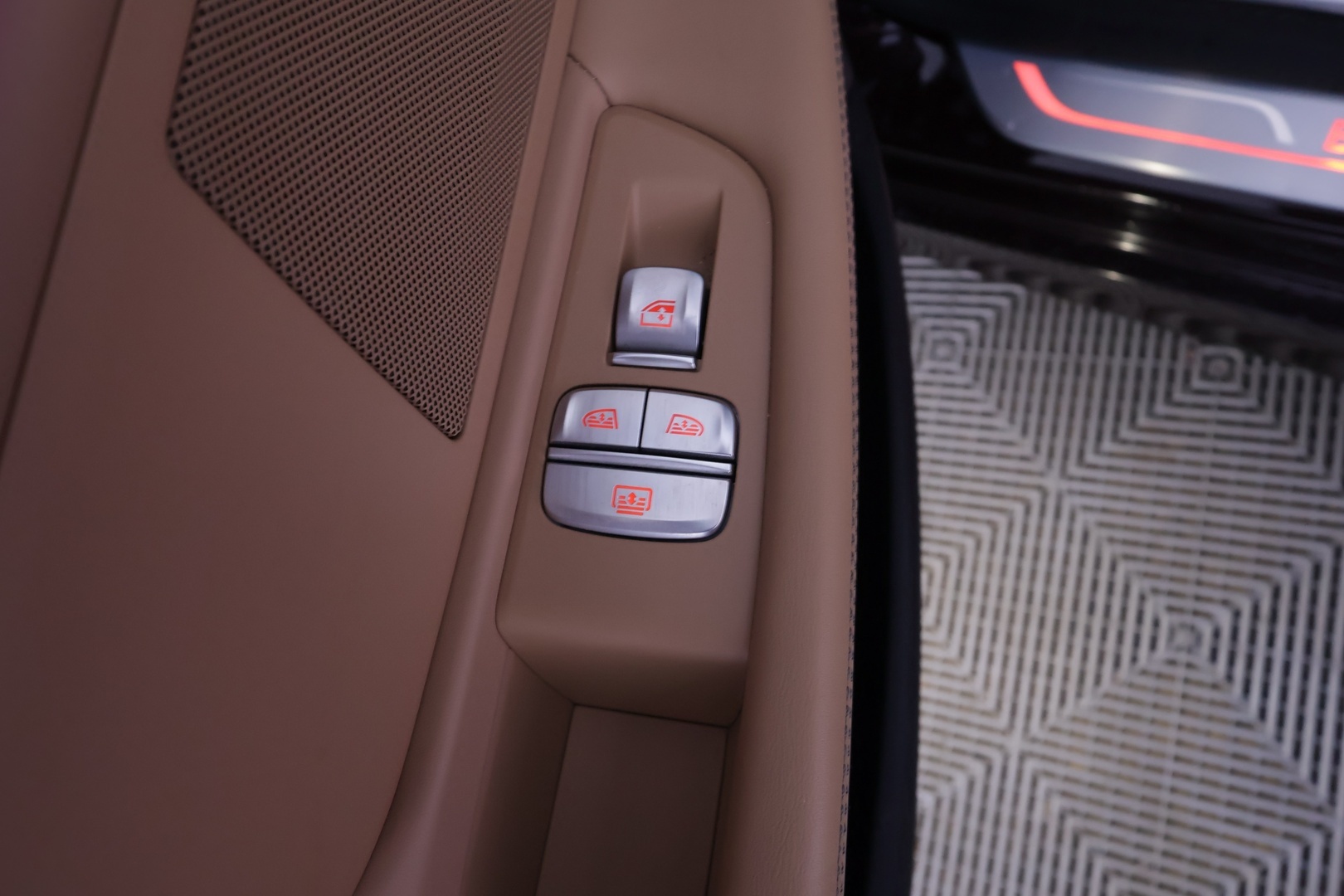 BMW 745 2020
