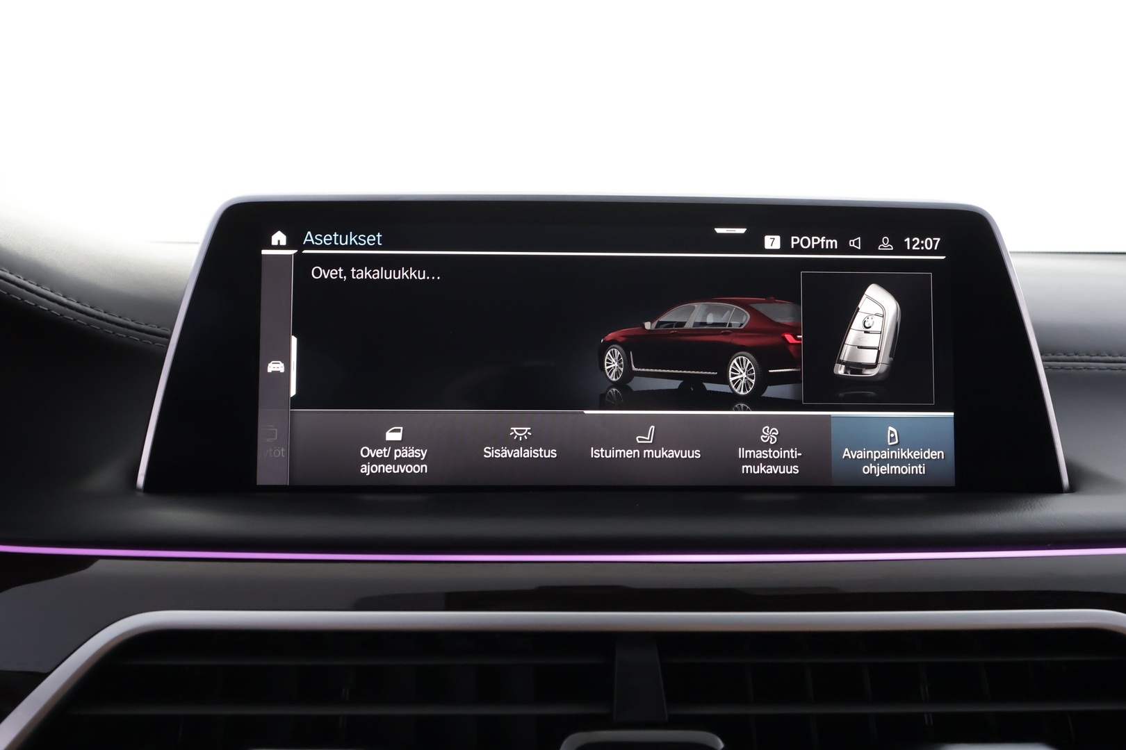 BMW 745 2020