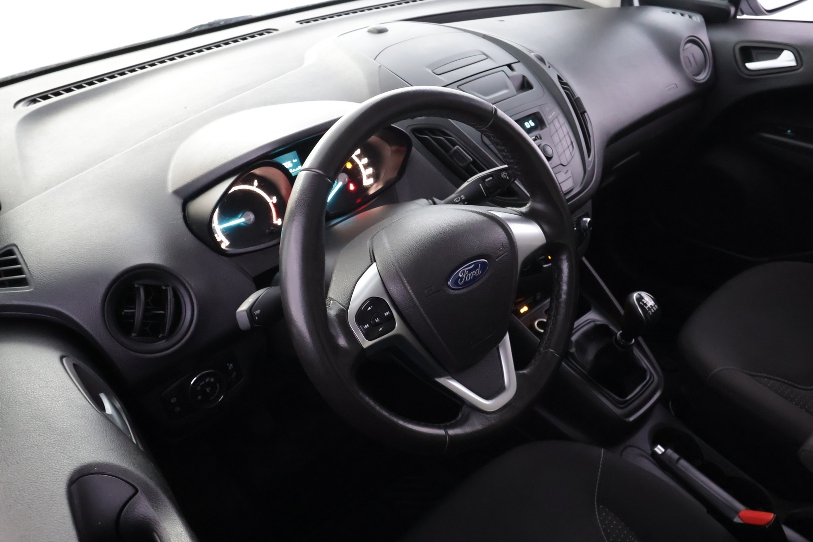 FORD Transit Courier 2021