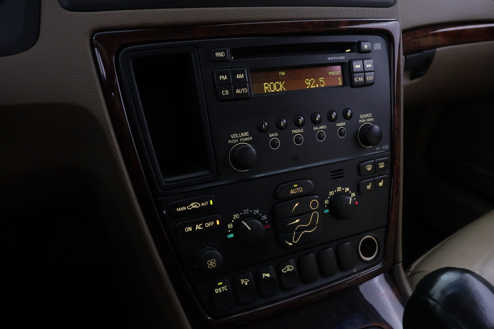 VOLVO XC70 2006