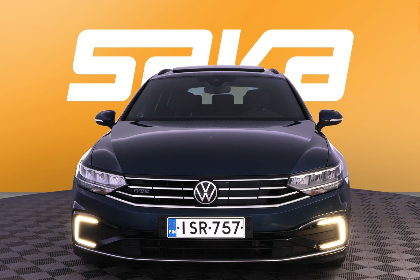 VOLKSWAGEN Passat 2022