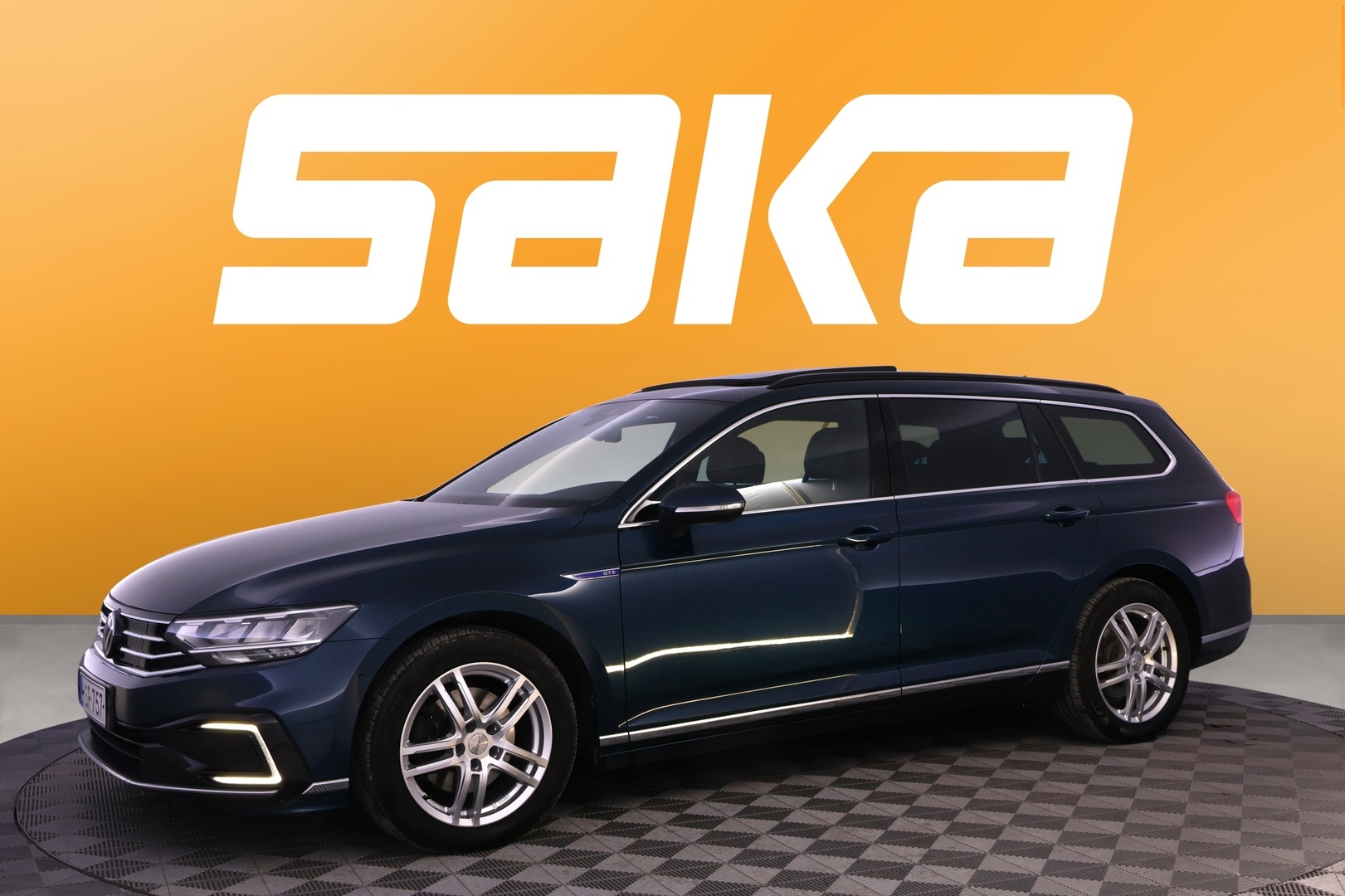 VOLKSWAGEN Passat 2022