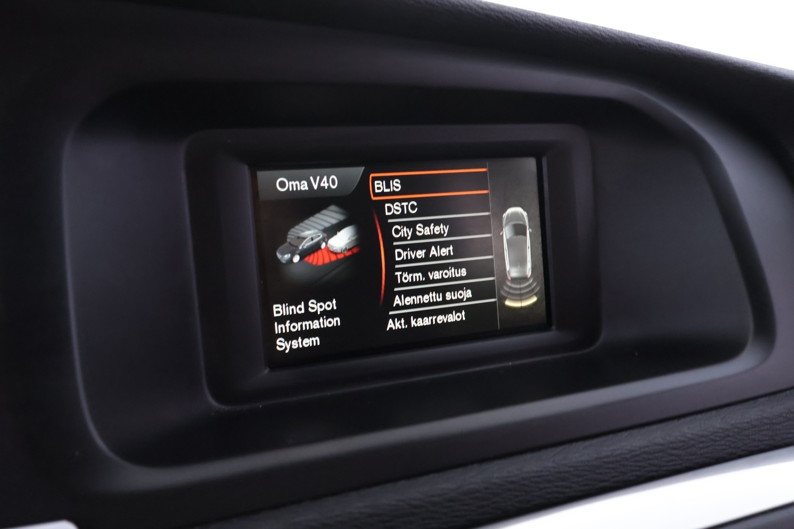VOLVO V40 2013