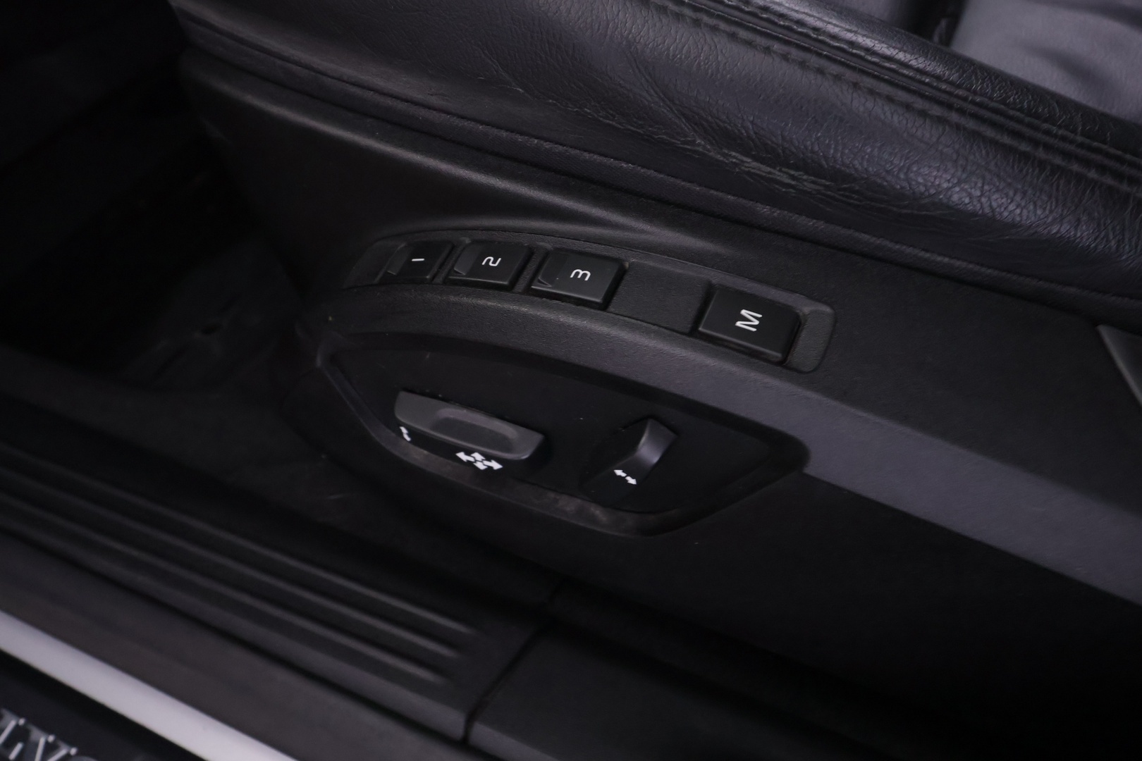 VOLVO V40 2013