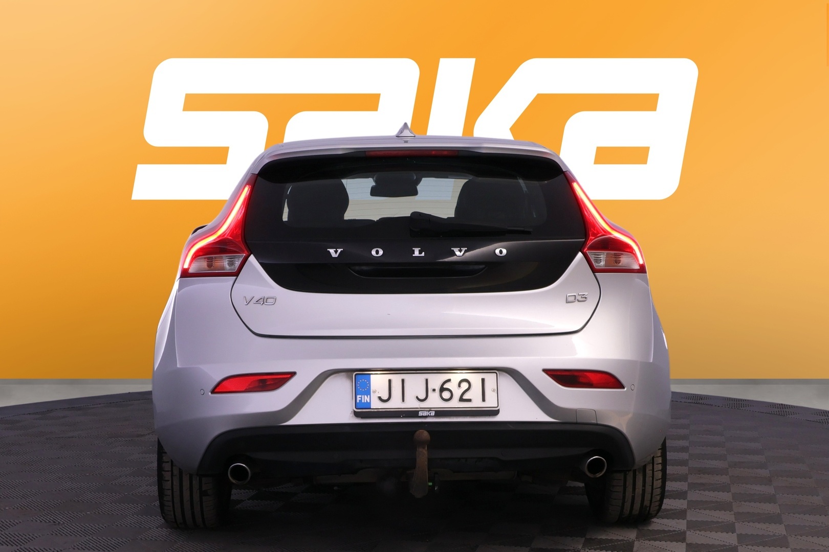 VOLVO V40 2013