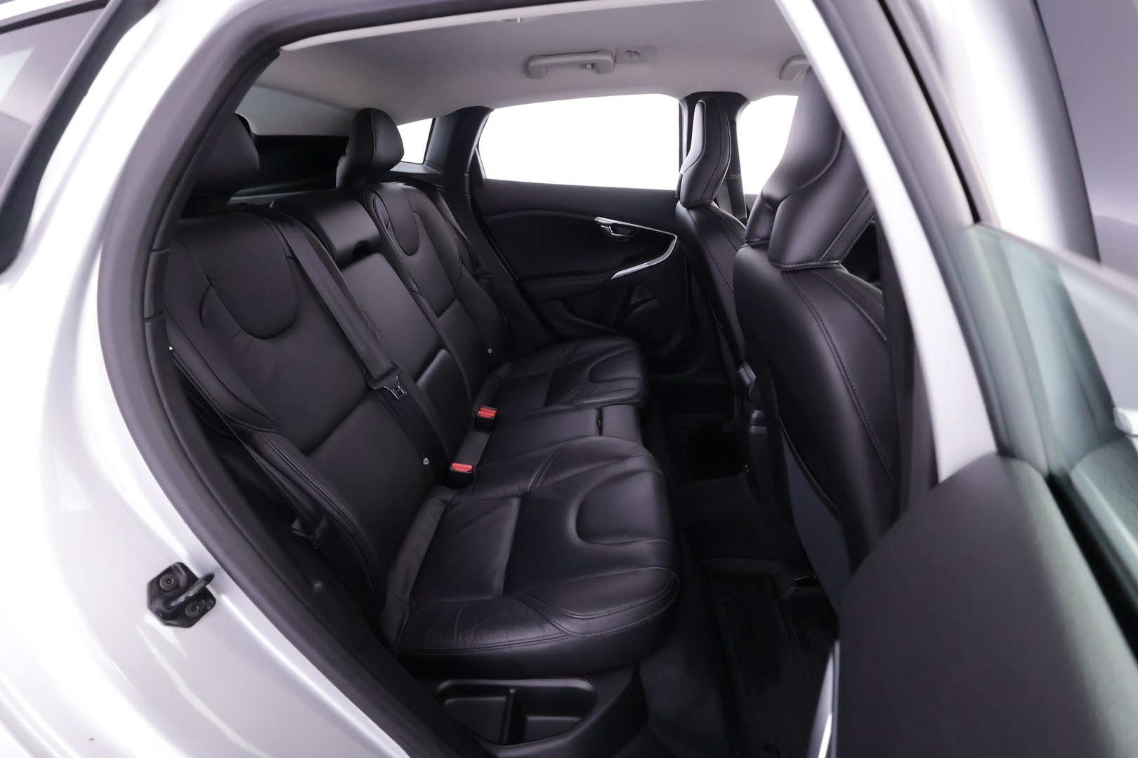 VOLVO V40 2013