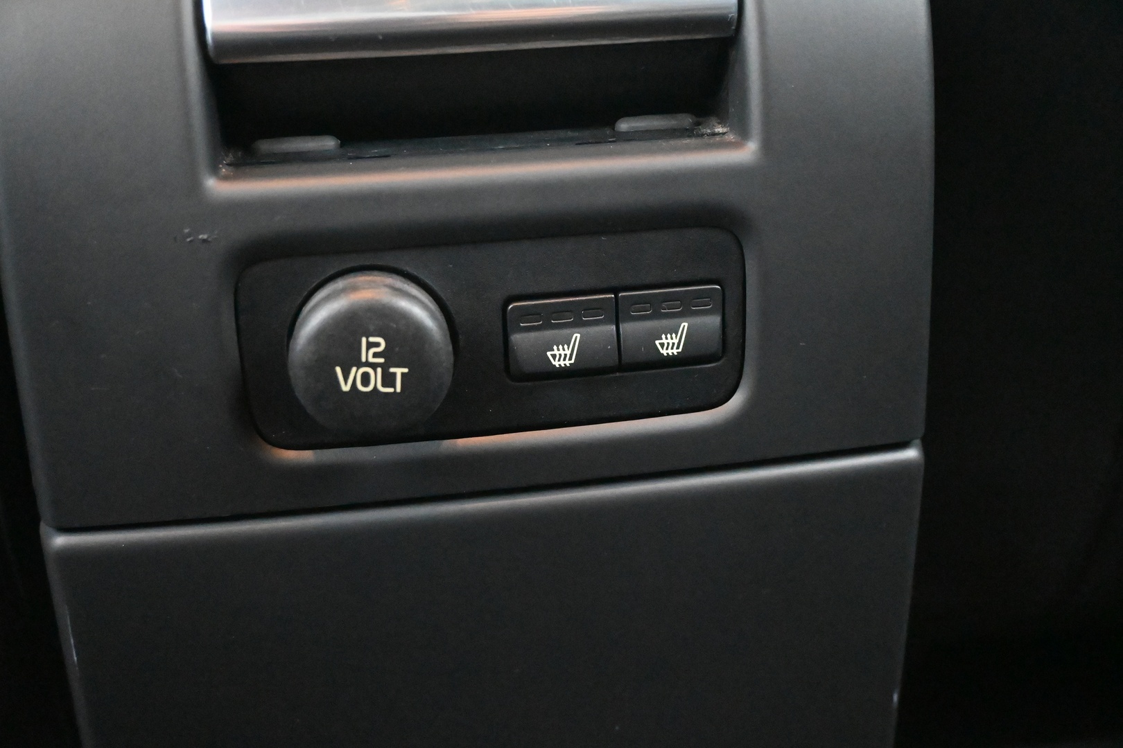 VOLVO V70 2013