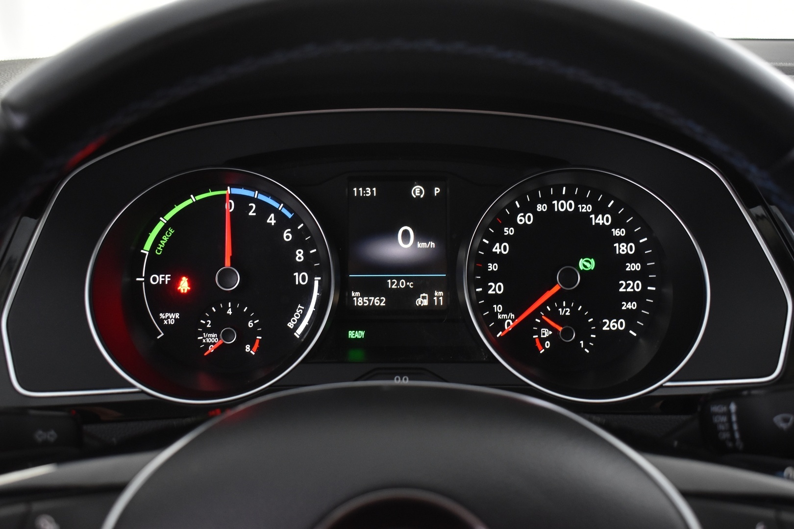 VOLKSWAGEN Passat 2019