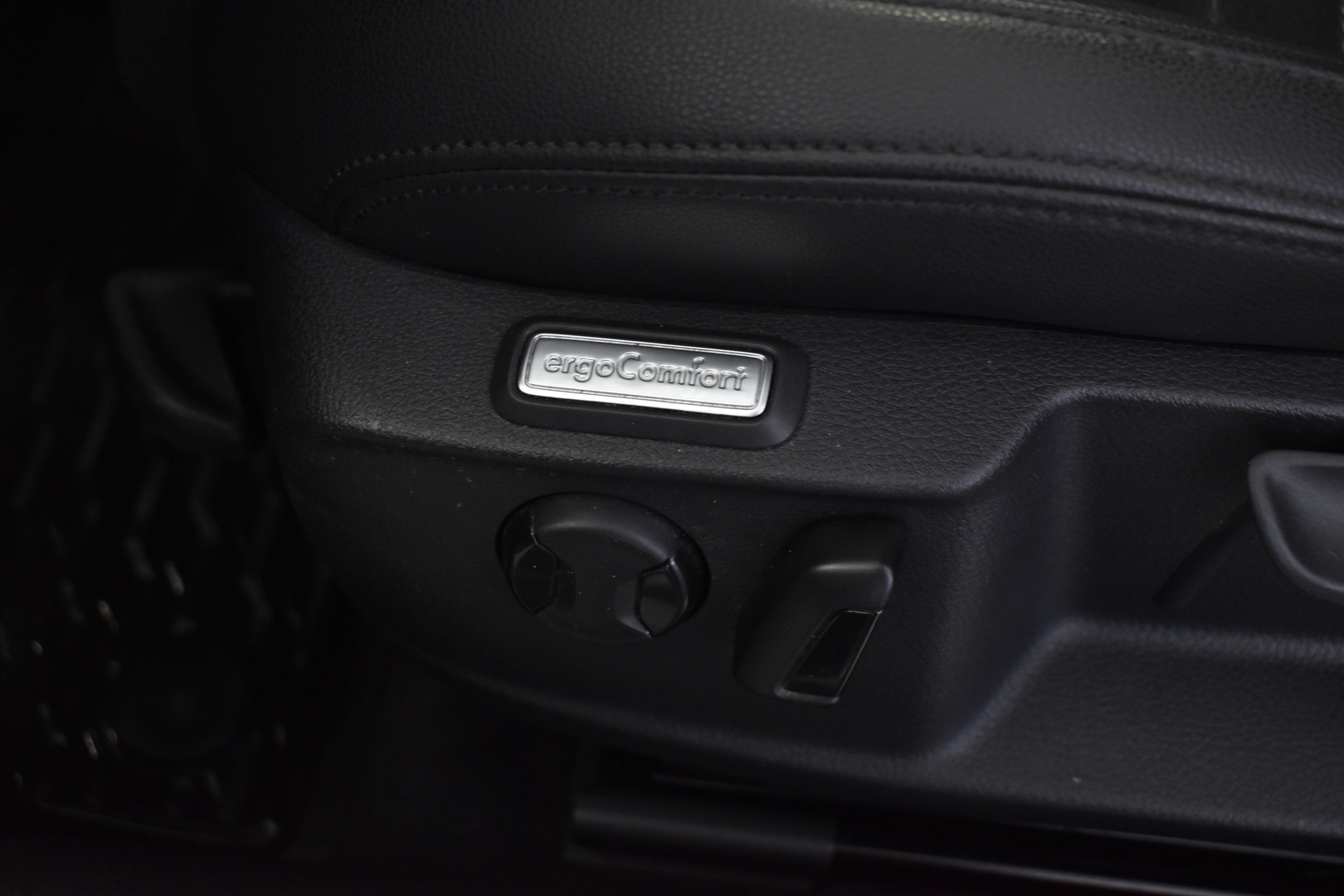 VOLKSWAGEN Passat 2019