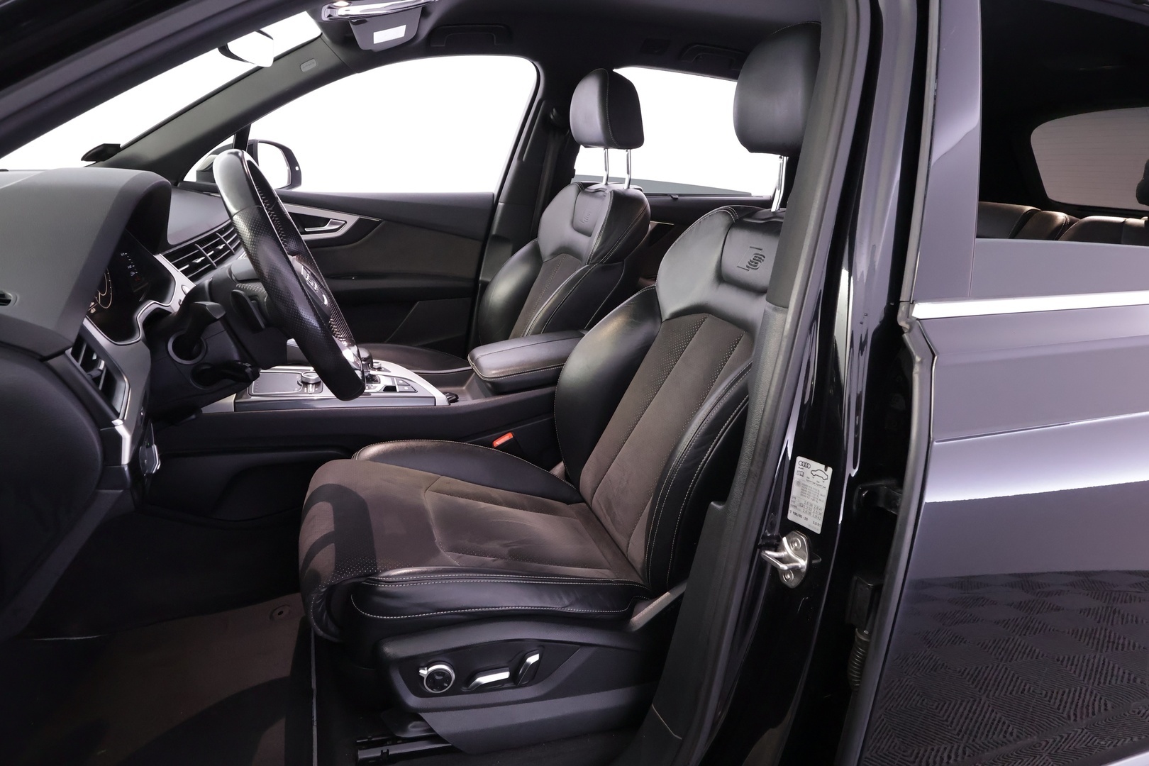 AUDI Q7 2017