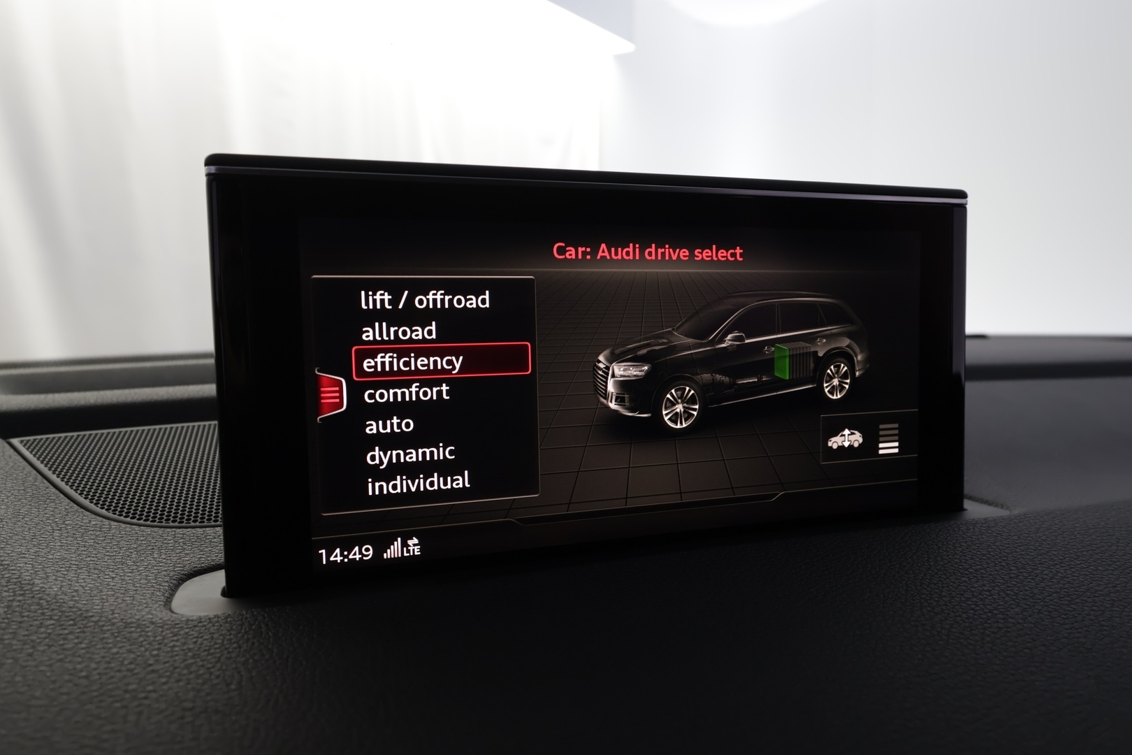 AUDI Q7 2017