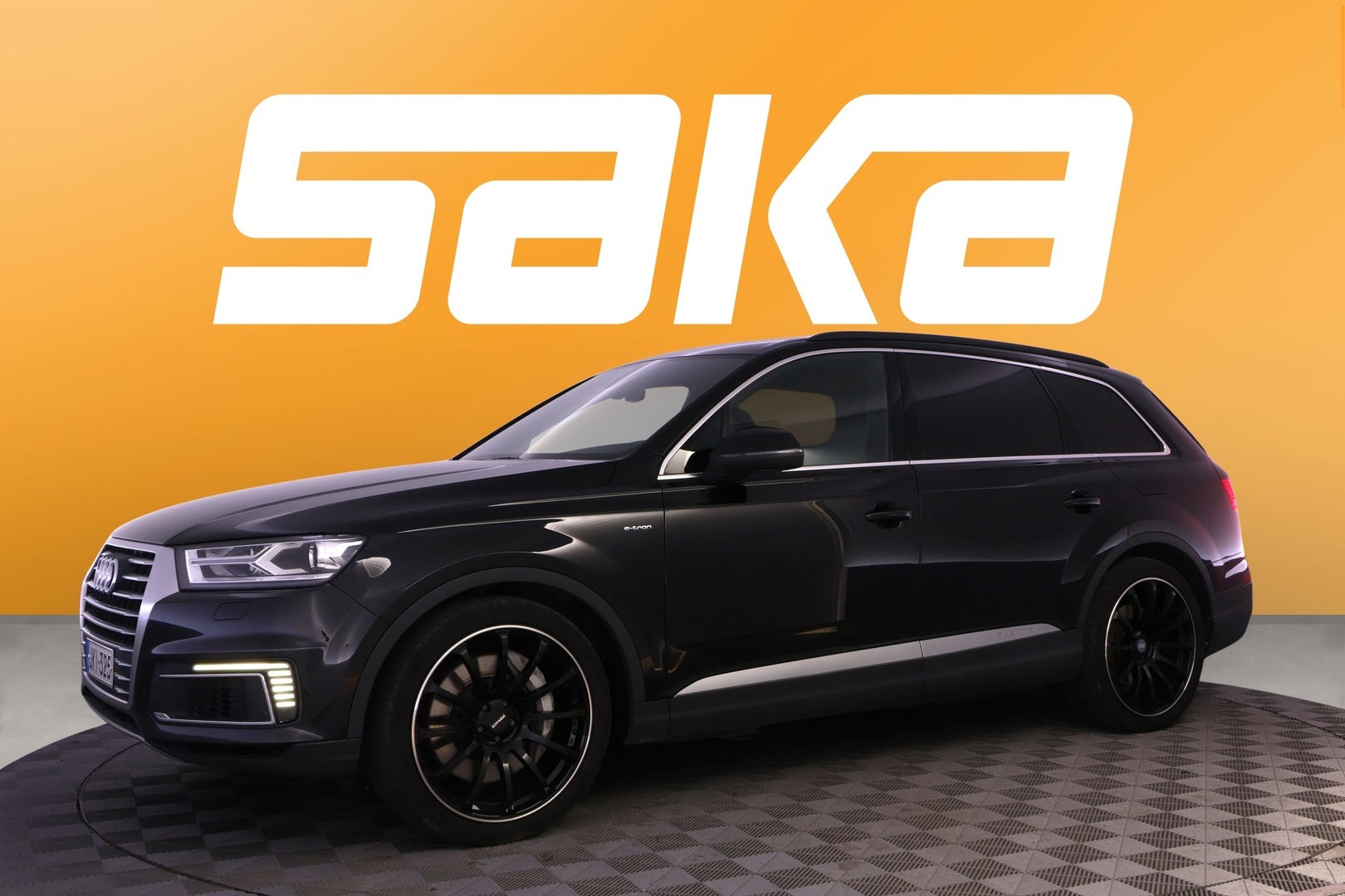 AUDI Q7 2017