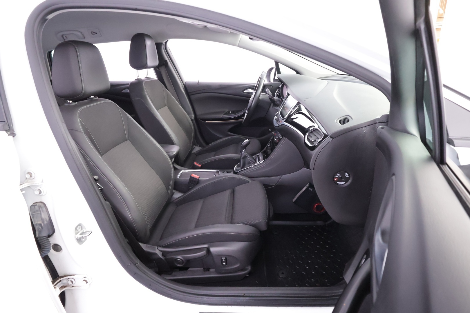 OPEL Astra 2018