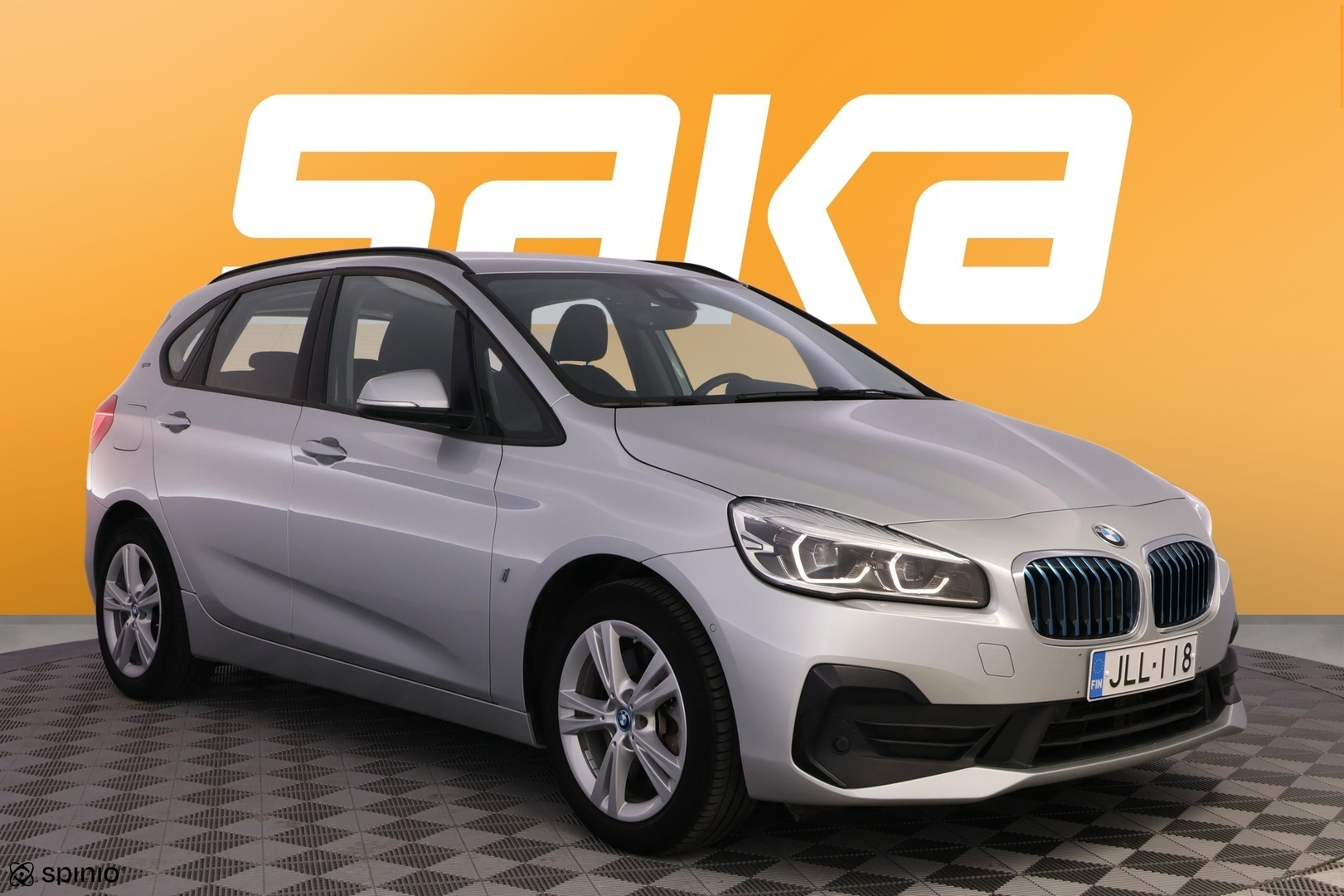 BMW 225 2019