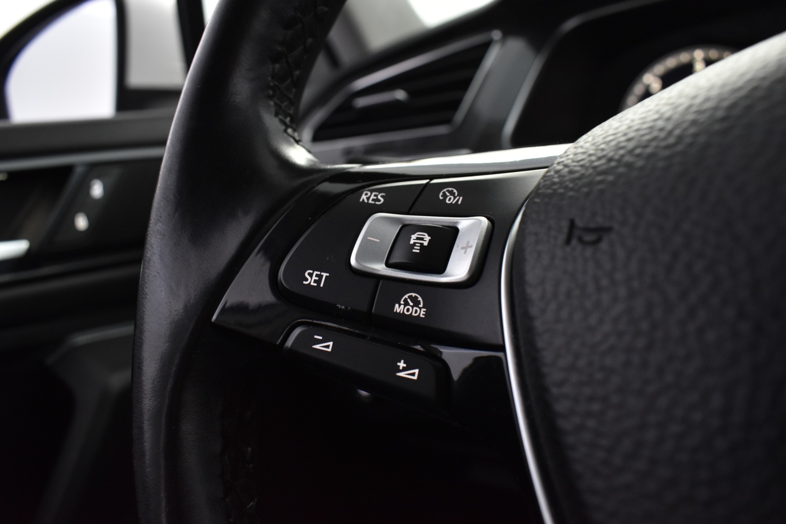 VOLKSWAGEN TIGUAN ALLSPACE 2018