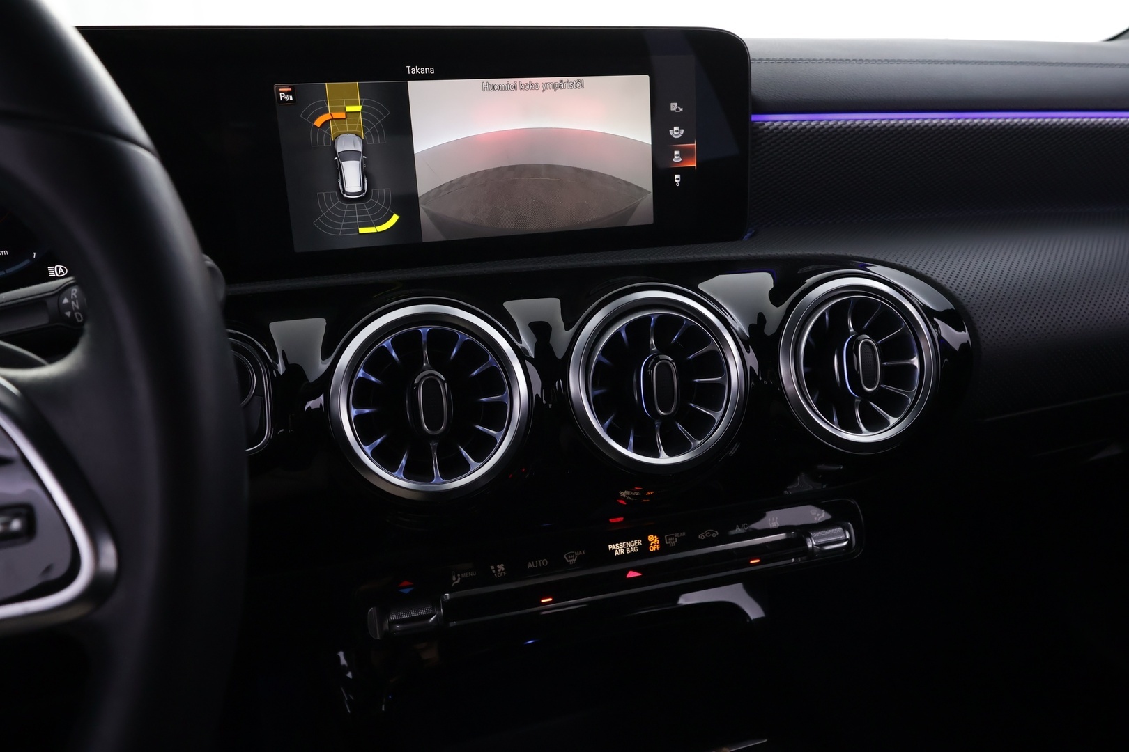 MERCEDES-BENZ CLA 2023