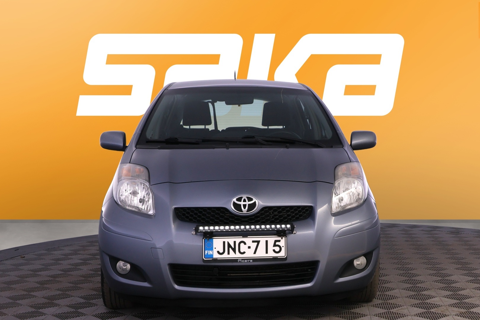 TOYOTA Yaris 2011
