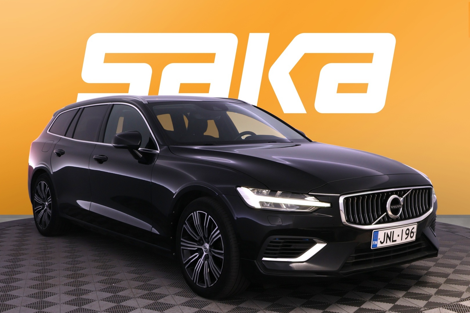VOLVO V60 2022