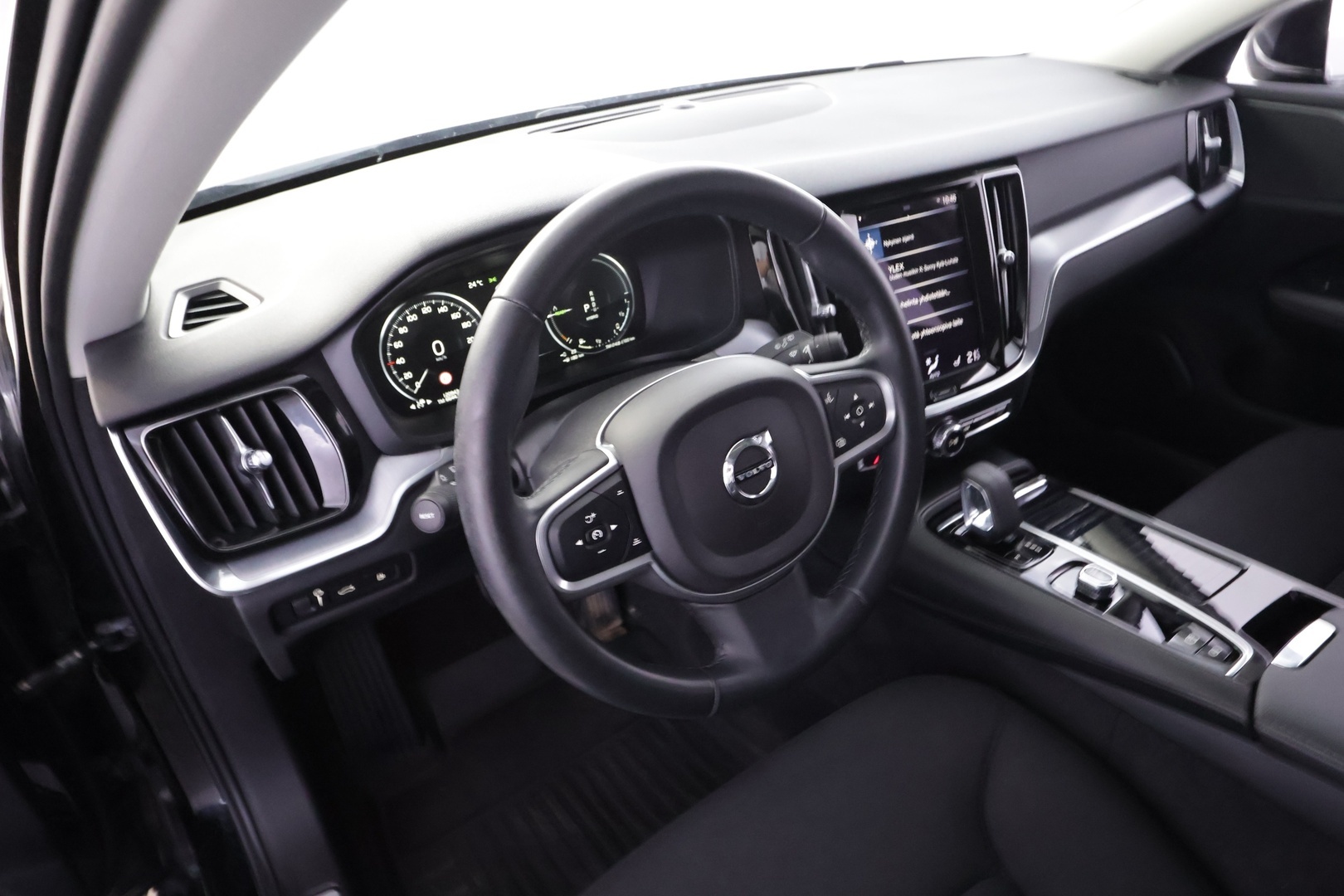 VOLVO V60 2022