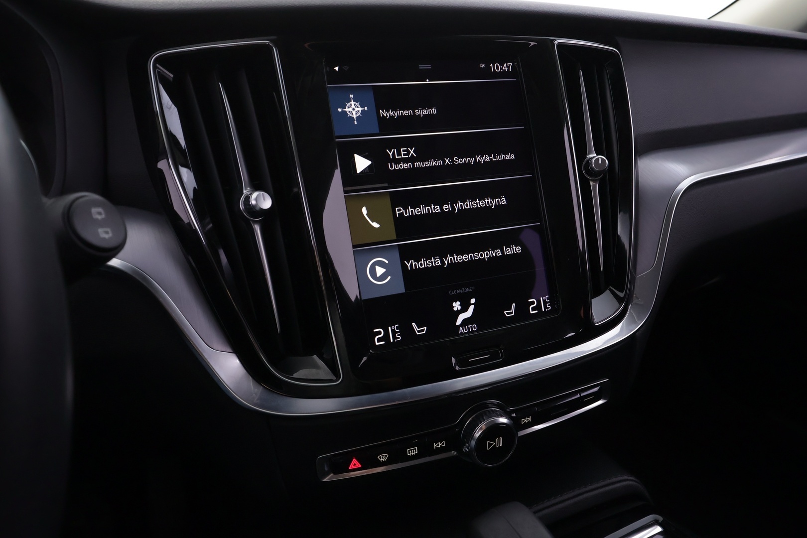 VOLVO V60 2022