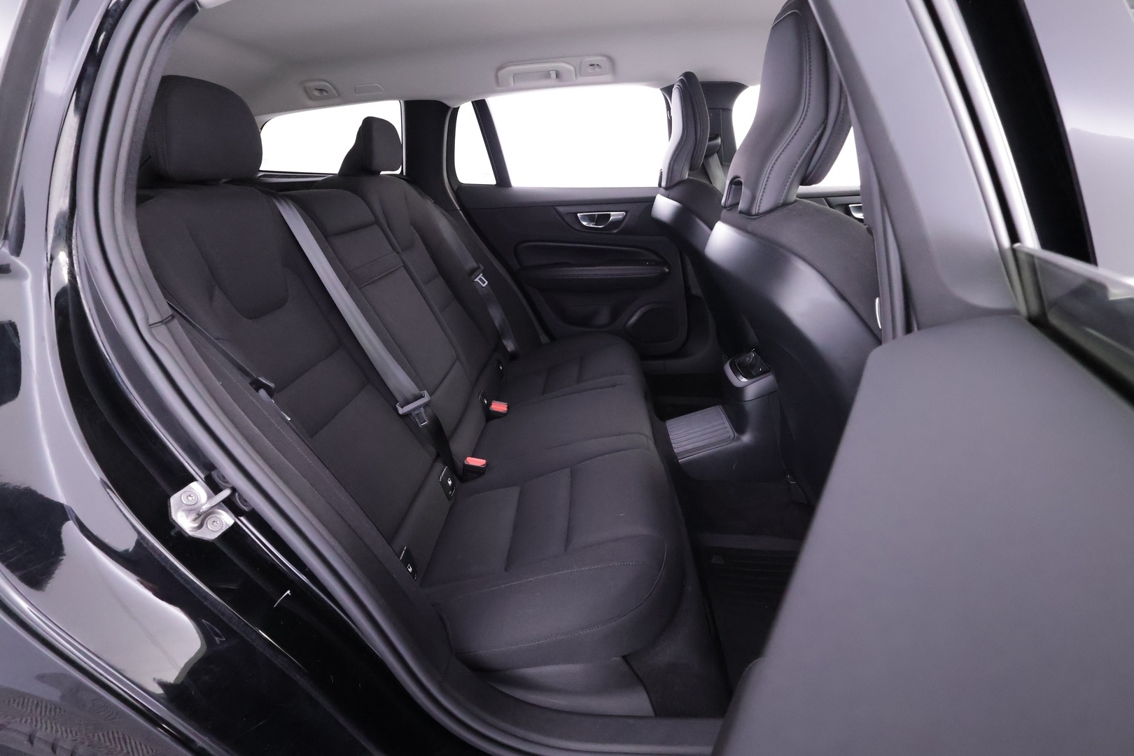 VOLVO V60 2022