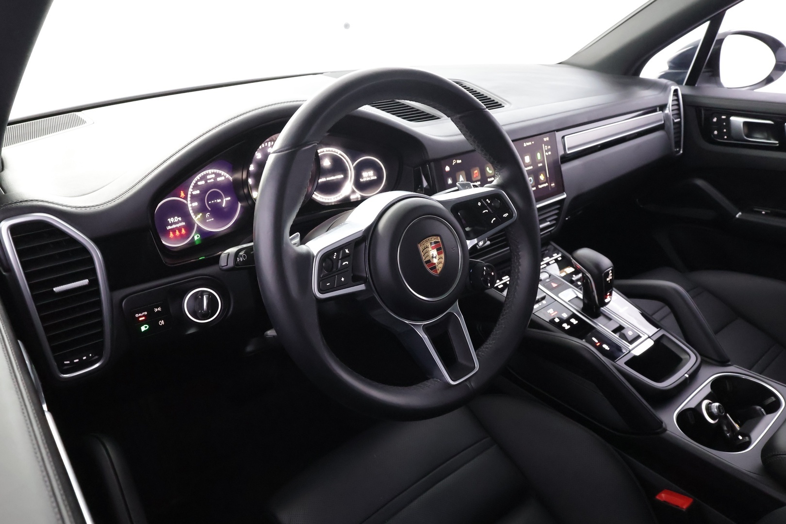 PORSCHE Cayenne 2023