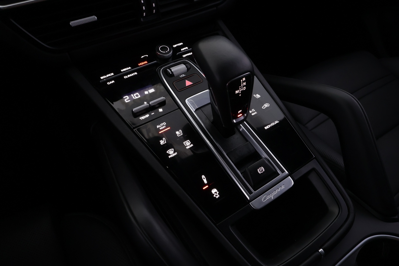 PORSCHE Cayenne 2023