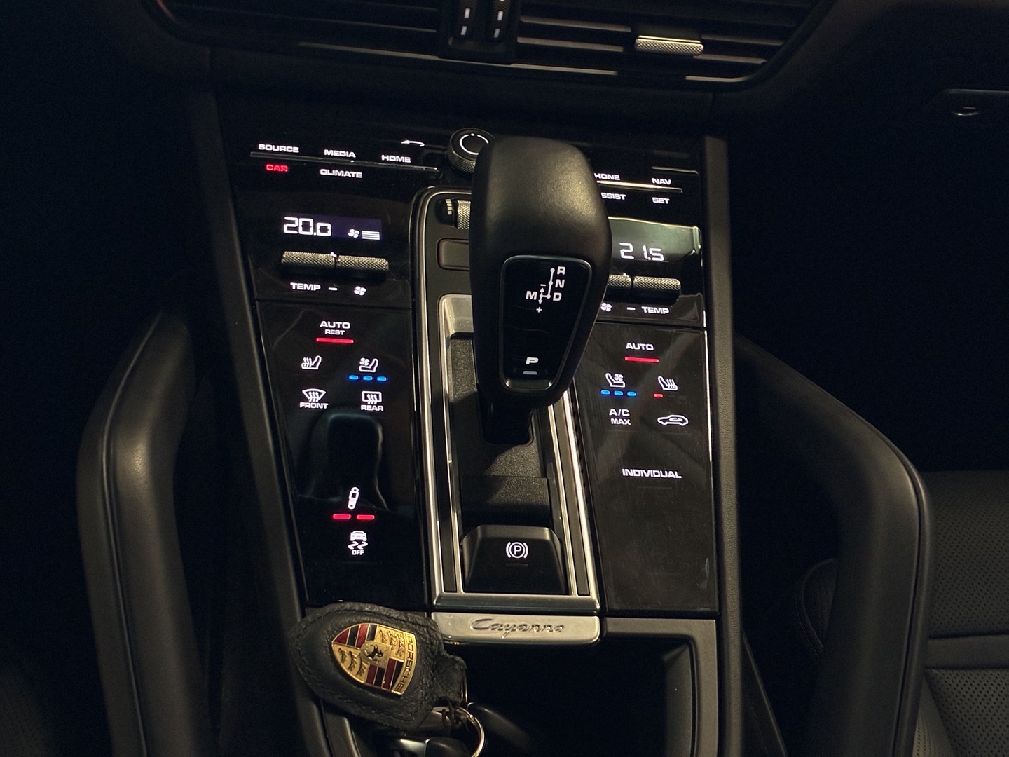 PORSCHE Cayenne 2023