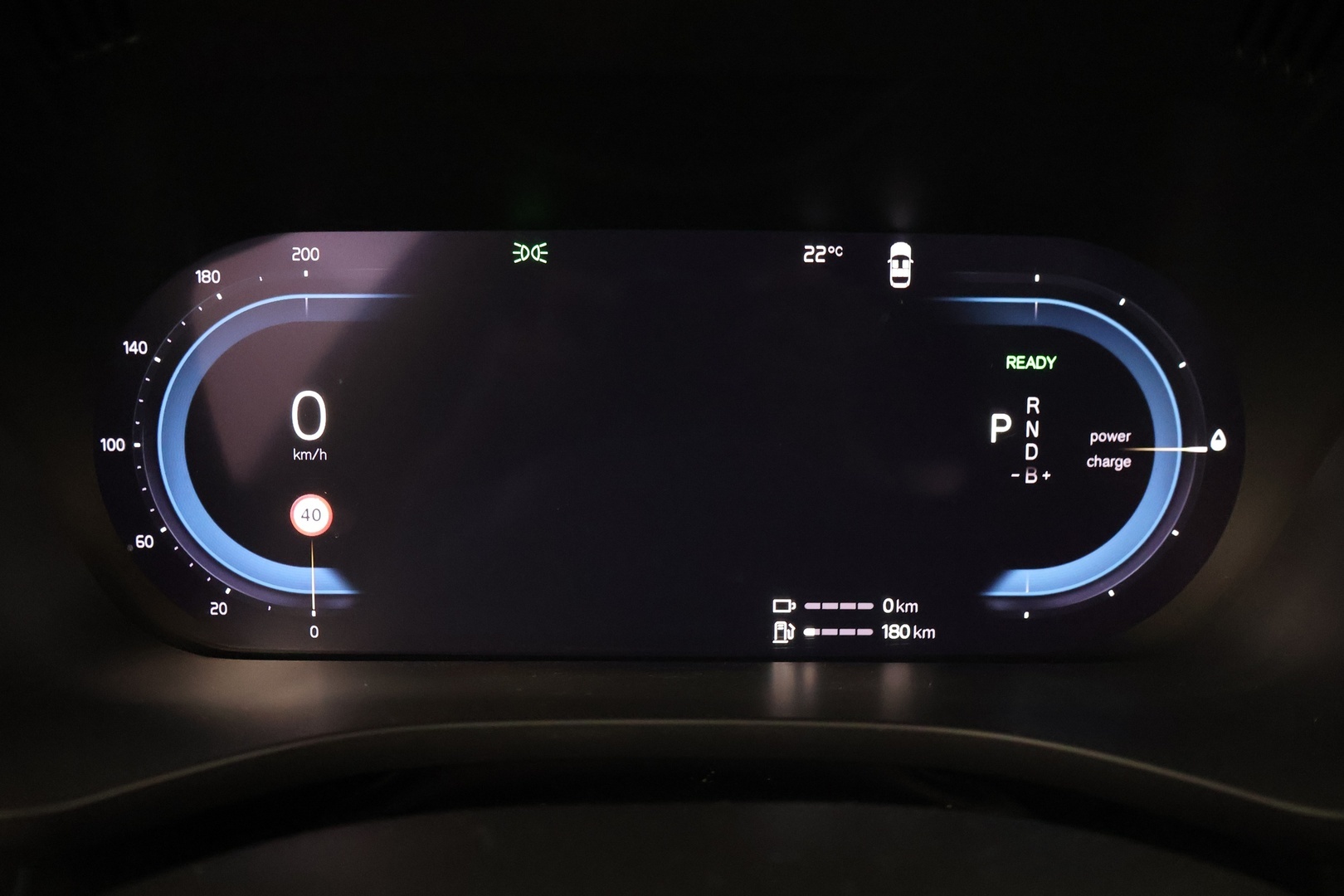 VOLVO XC60 2022