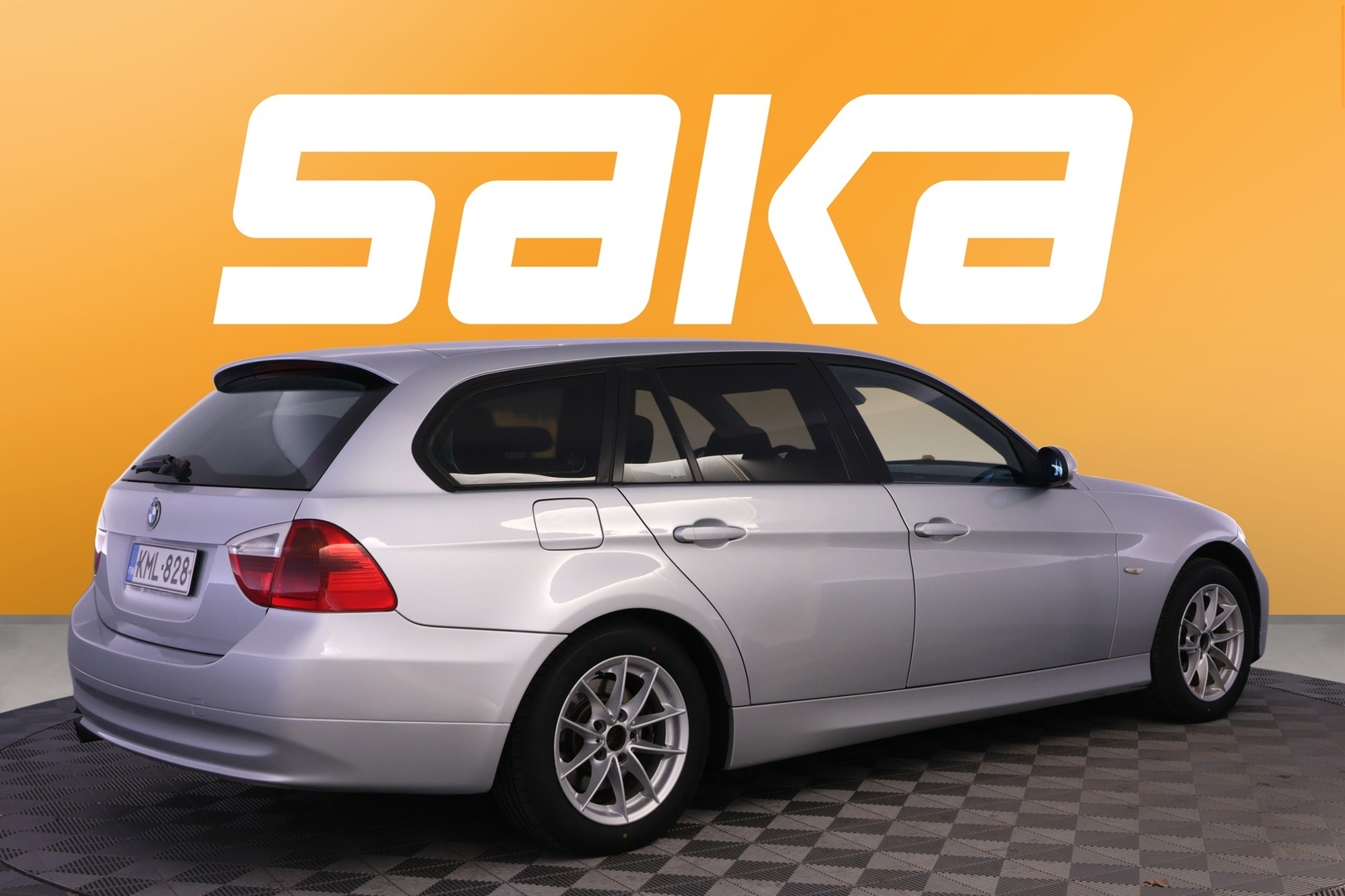 BMW 318 2008