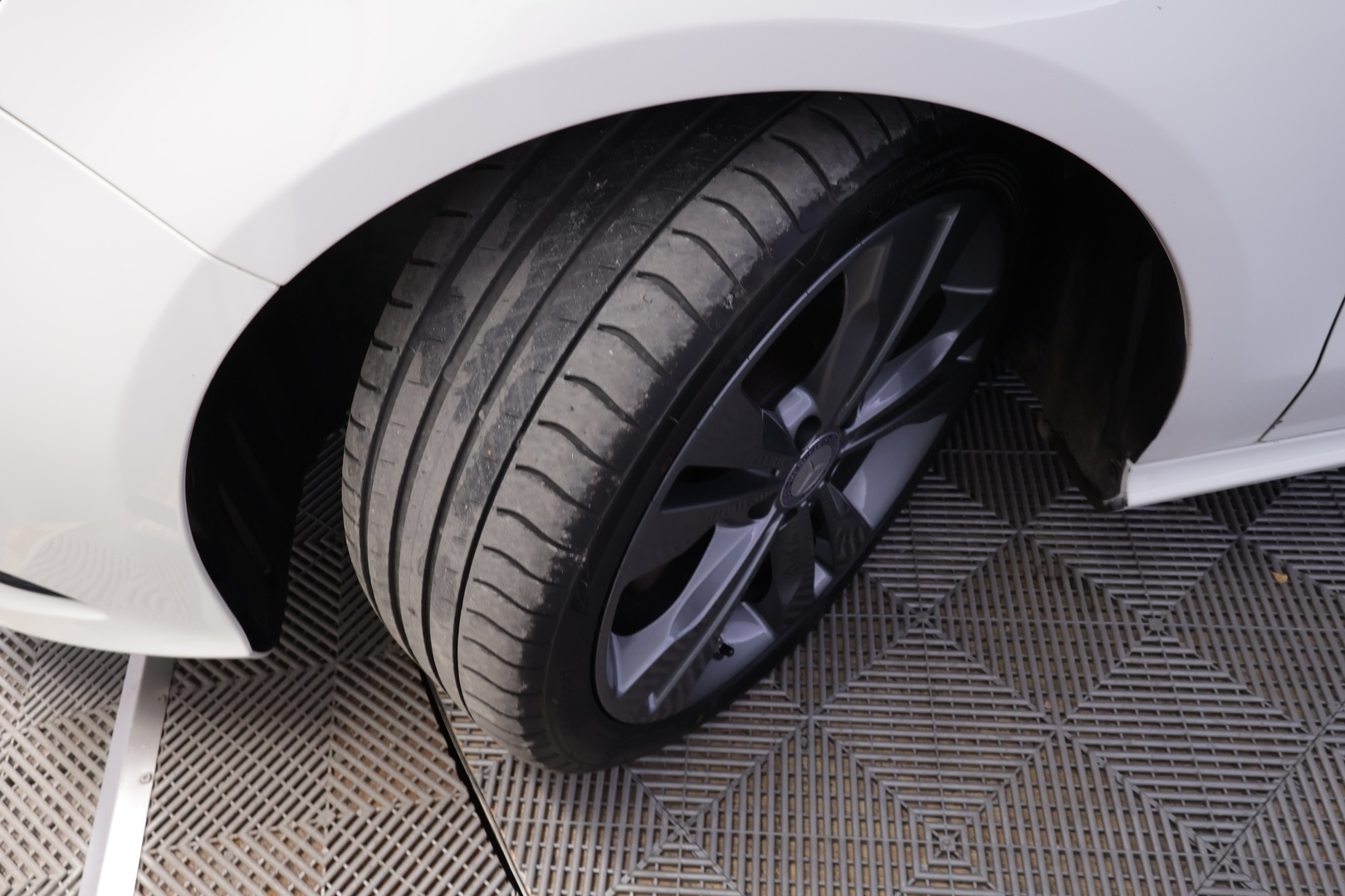 MERCEDES-BENZ CLA 2016