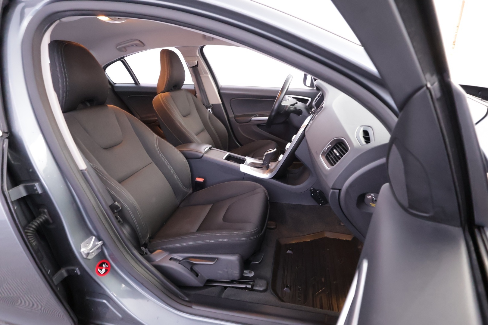 VOLVO S60 2017