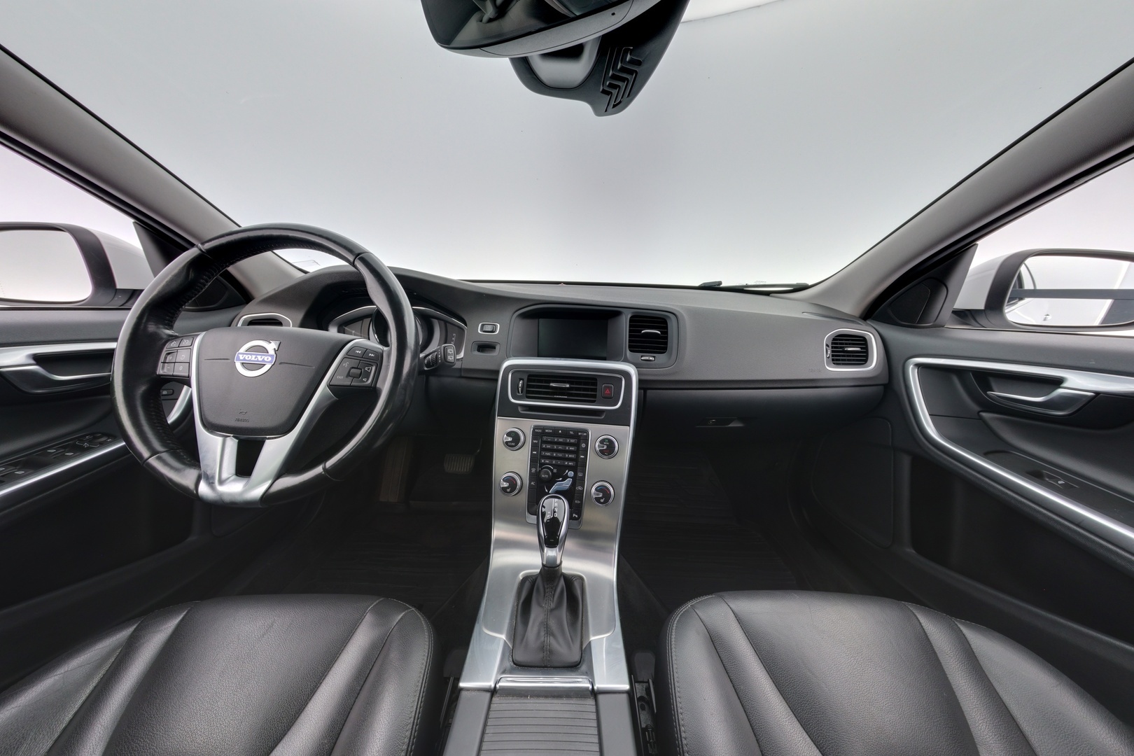 VOLVO V60 2018