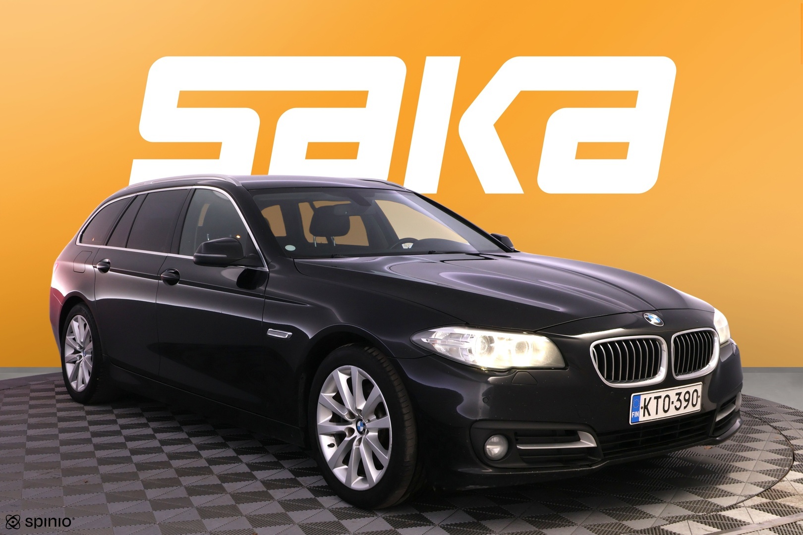 BMW 520 2015