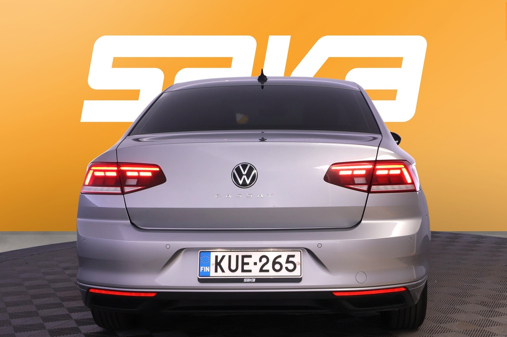 VOLKSWAGEN Passat 2021
