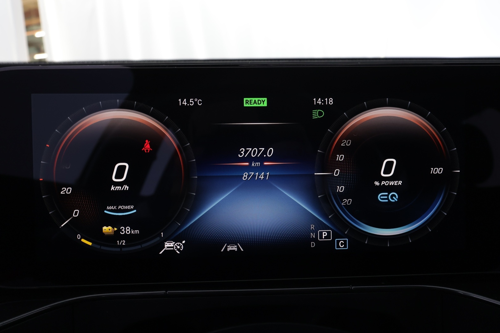 MERCEDES-BENZ EQC 2021