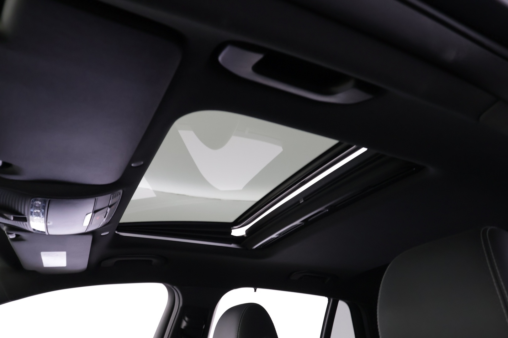 MERCEDES-BENZ EQC 2021