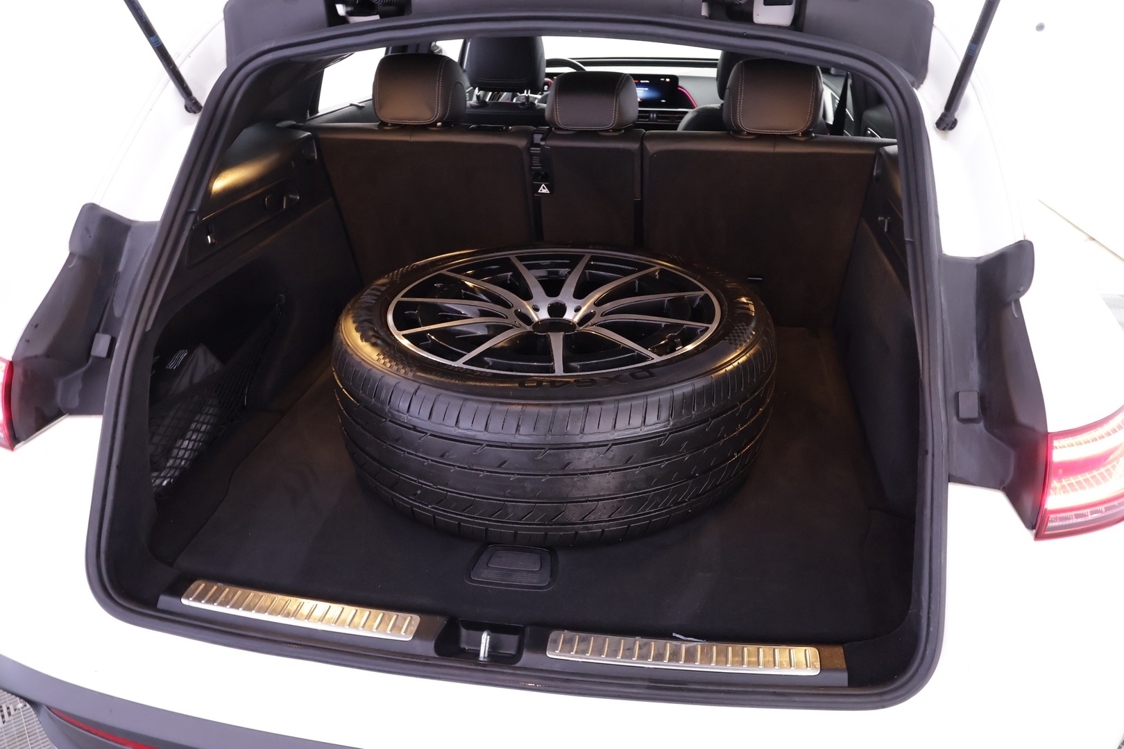 MERCEDES-BENZ EQC 2021