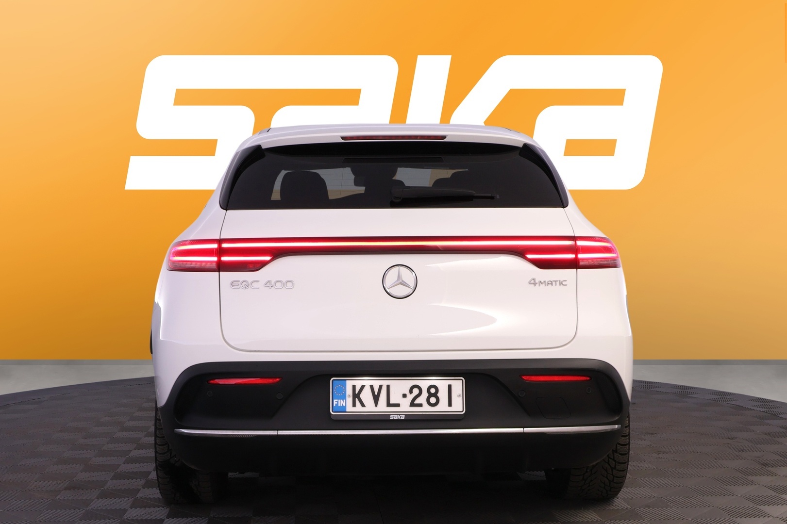 MERCEDES-BENZ EQC 2021