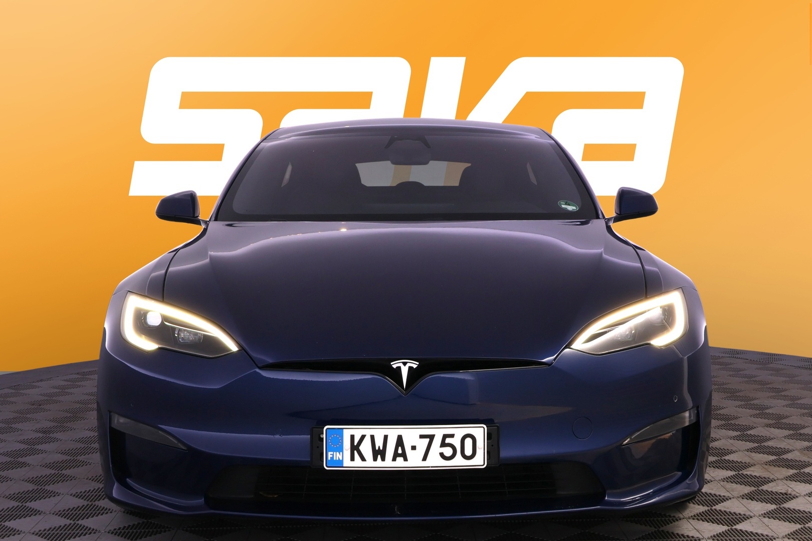 TESLA Model S 2023