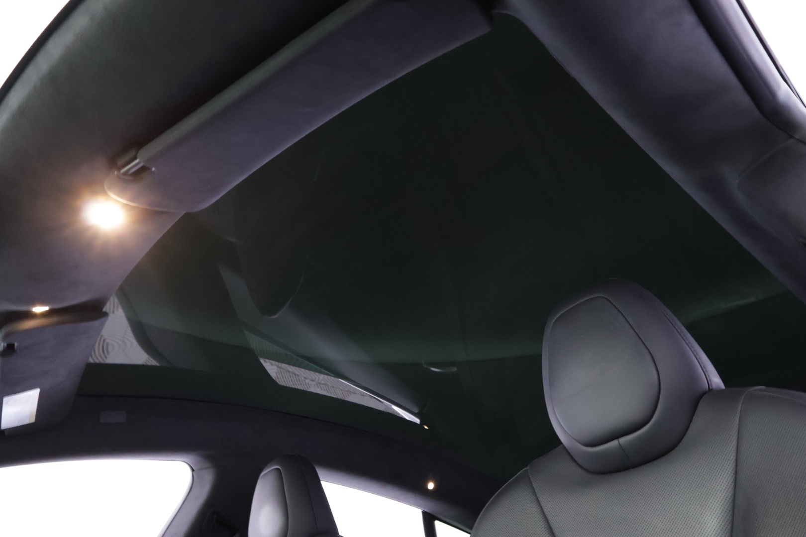 TESLA Model S 2023