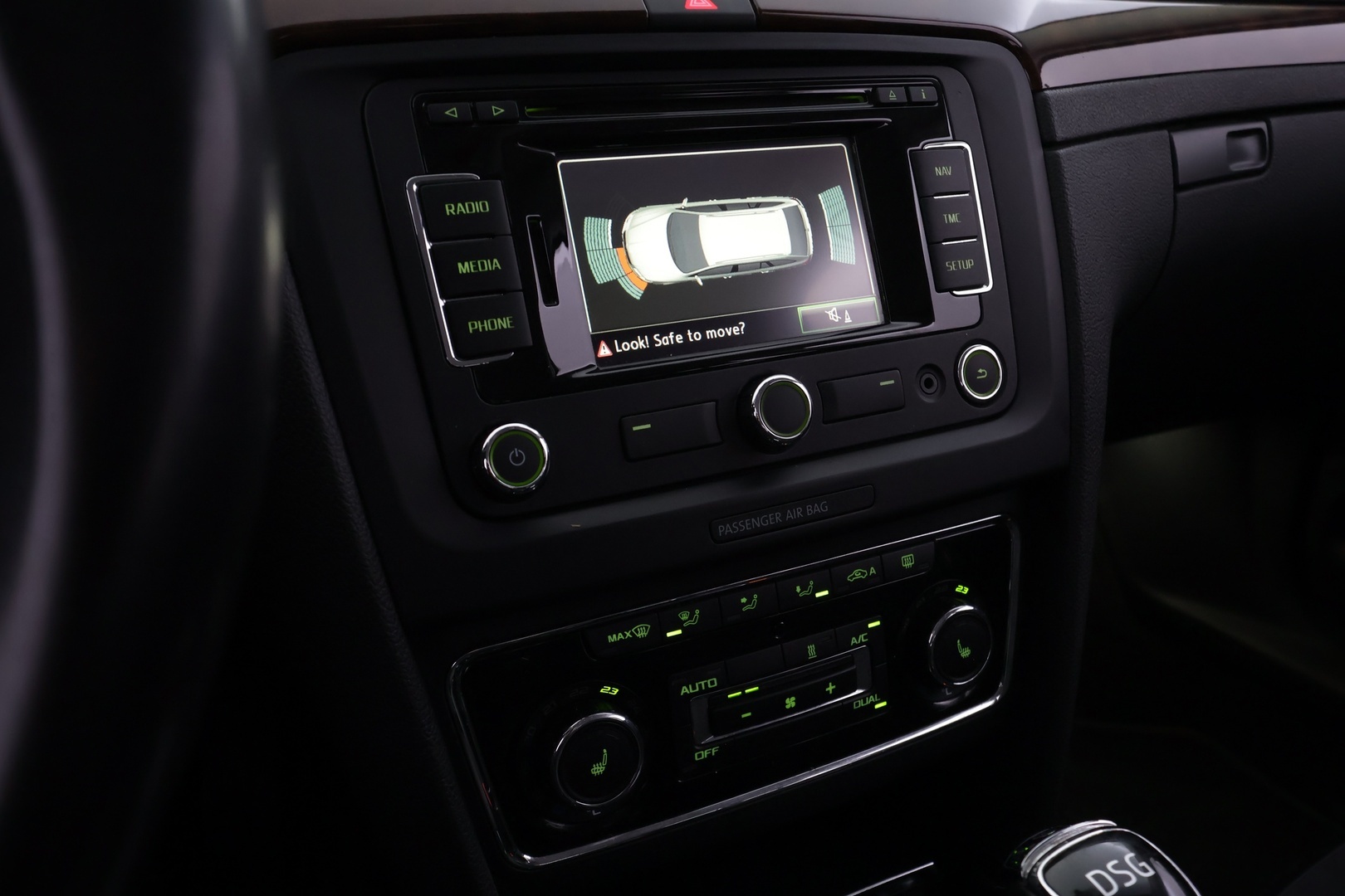 SKODA Superb 2014