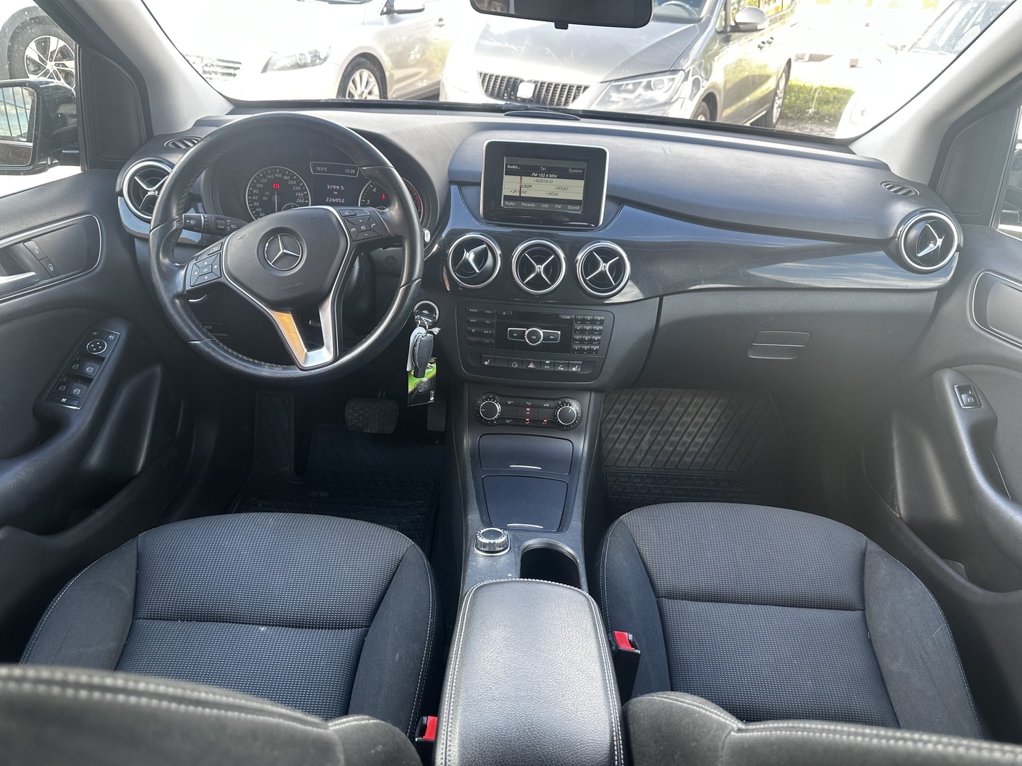 MERCEDES-BENZ B 2014