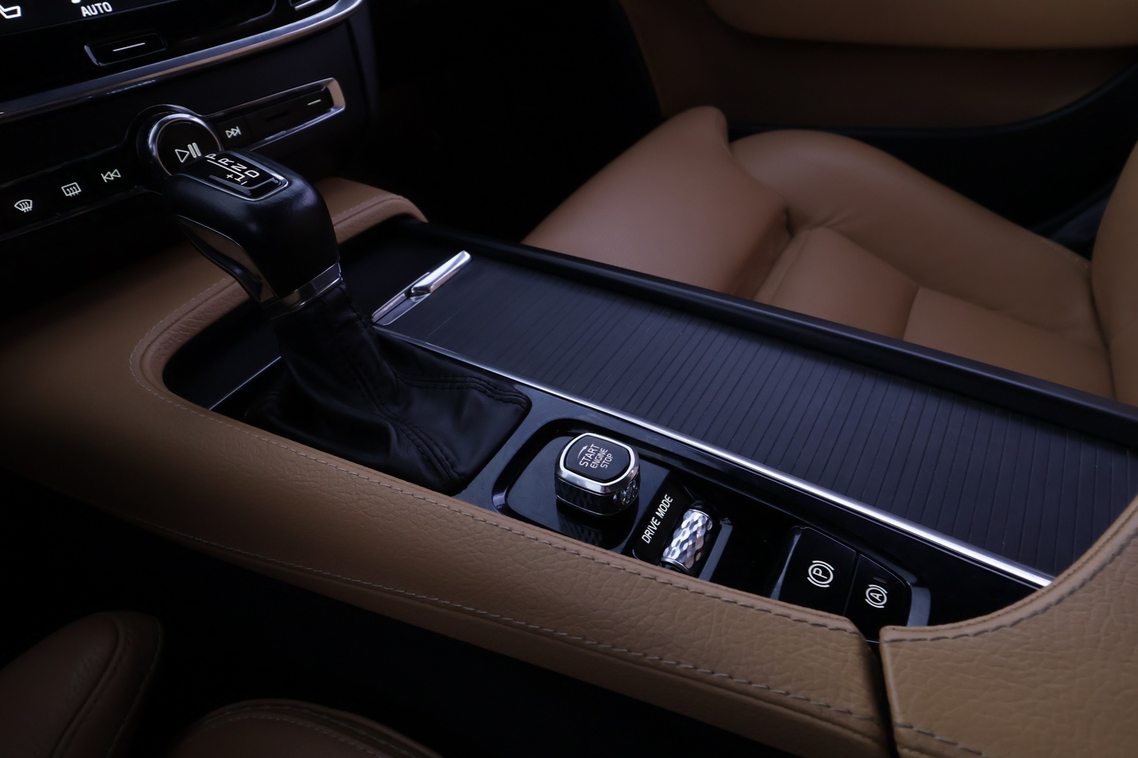 VOLVO V90 Cross Country 2018
