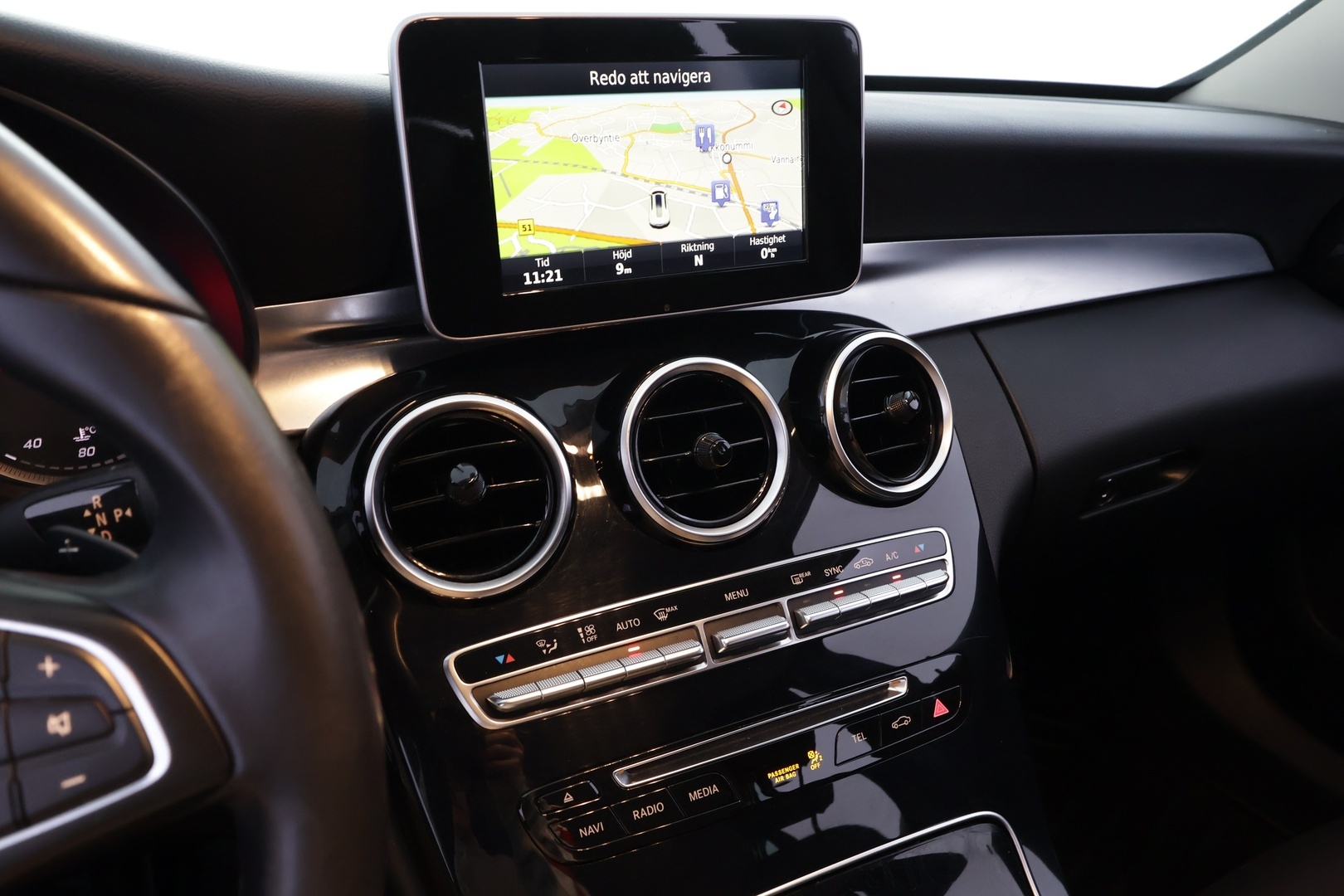 MERCEDES-BENZ C 2016