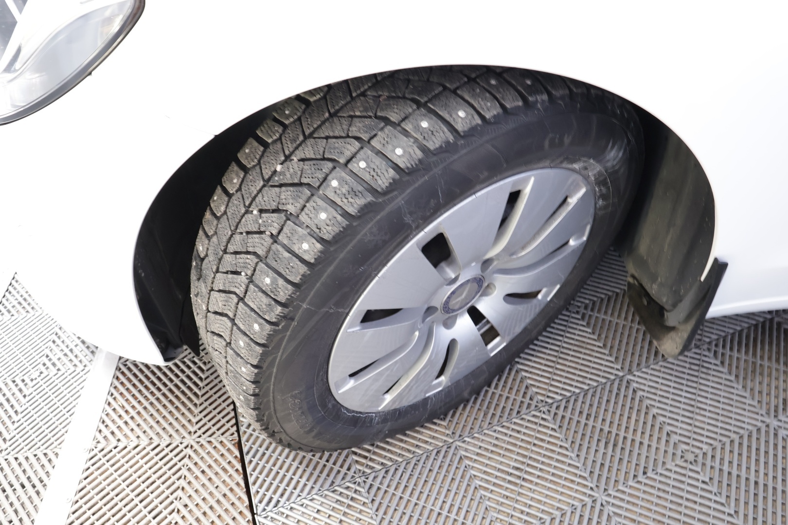 MERCEDES-BENZ C 2016