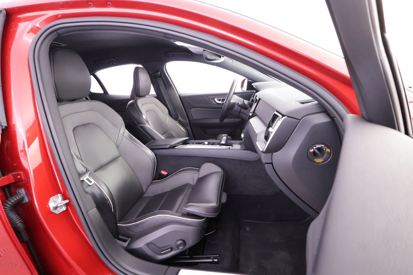 VOLVO S60 2022